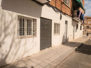 Local Comercial  Cmo. de perales, usera, 28041 madrid, espa�a. Usera  san ferm�n