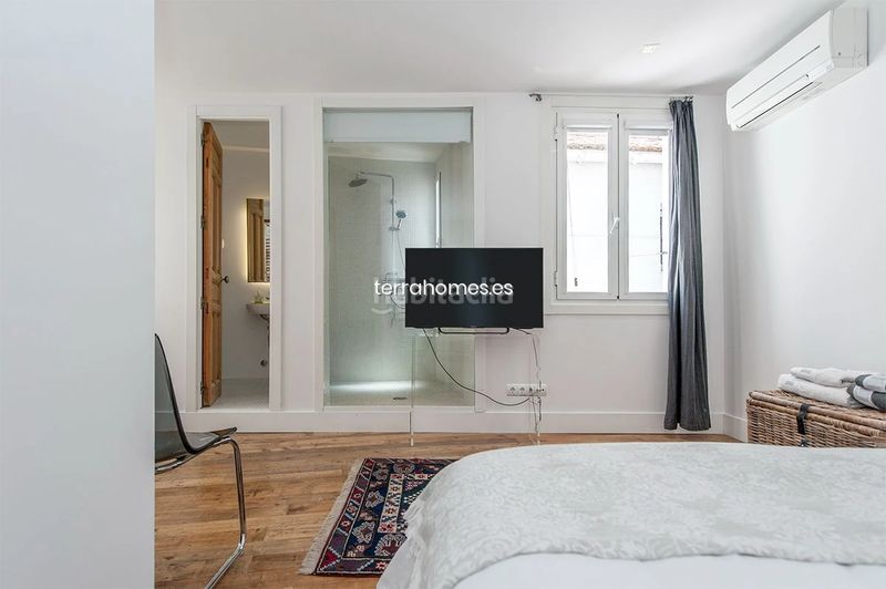 Foto c2c41baf-fb89-40e0-aa55-e8081d643c98. Location triplex avec chauffage dans Palacio Madrid
