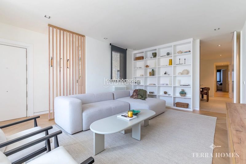 Foto 407e7a05-4579-4945-9553-59c74c930439. Rent triplex in Ibiza Madrid
