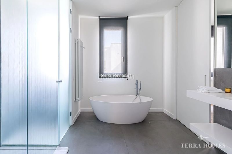Foto e4384bd0-3cd6-4bbd-a5a0-760bb85a6ffd. Rent triplex in Ibiza Madrid