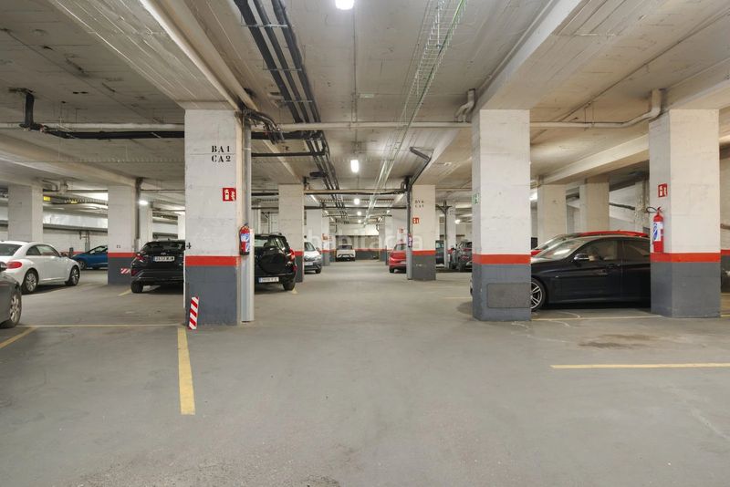 Foto a2344e3e-db7b-4f79-bed1-f2cd4b622352. Location appartement avec chauffage parking piscine dans Madrid