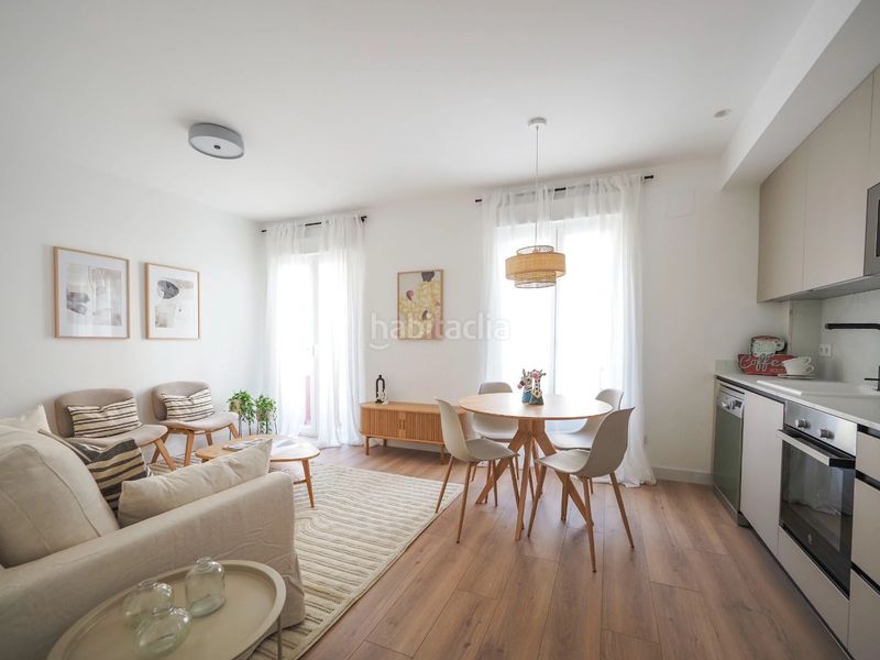 Foto 5c82a6b9-8ab2-4044-8dab-3f7fe5e60c29. Apartament amb calefacció a Vallehermoso Madrid