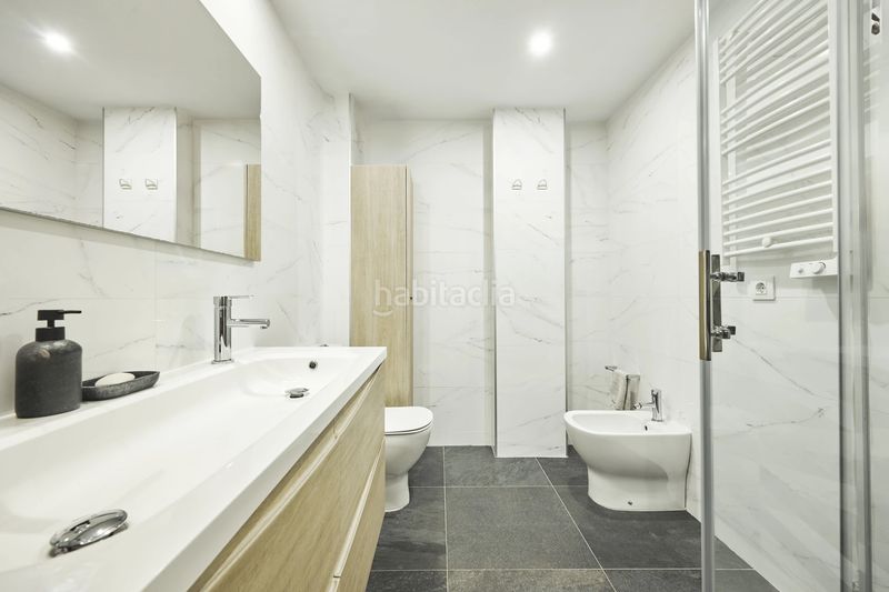 Foto 01a7ad36-341c-43c3-a568-17fc9846d76f. Apartament amb calefacció aparcament a El Viso Madrid