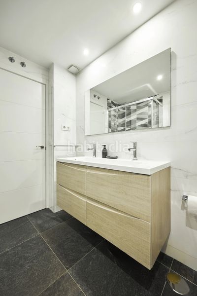 Foto 547725a1-ca9e-4f5a-9fc8-9c66f1debcae. Apartament amb calefacció aparcament a El Viso Madrid