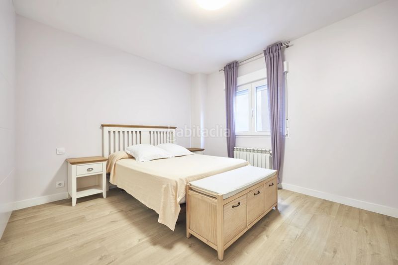 Foto b4b0ad31-db32-484a-a6c0-5a68f682a2d5. Apartament amb calefacció aparcament a El Viso Madrid