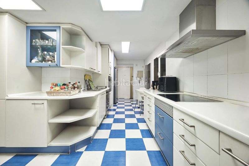 Foto 1f27b93f-8a4e-4505-9786-e5aff9b3b7f7. Apartament amb aparcament a El Viso Madrid