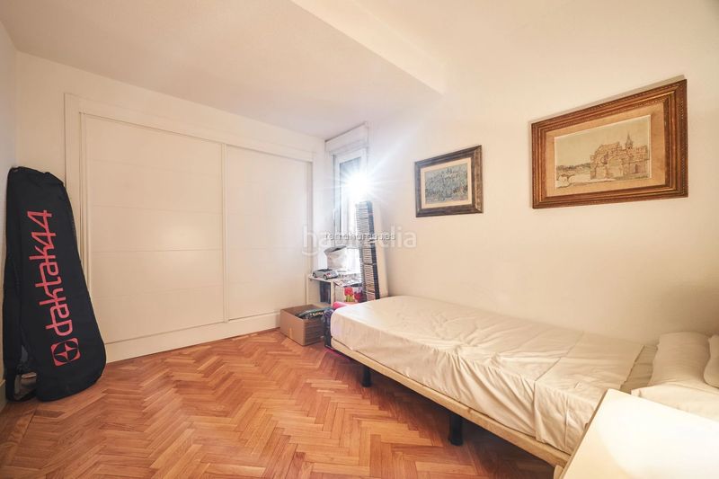 Foto 4856f357-3054-427b-a839-cc530dd1570e. Apartament amb aparcament a El Viso Madrid