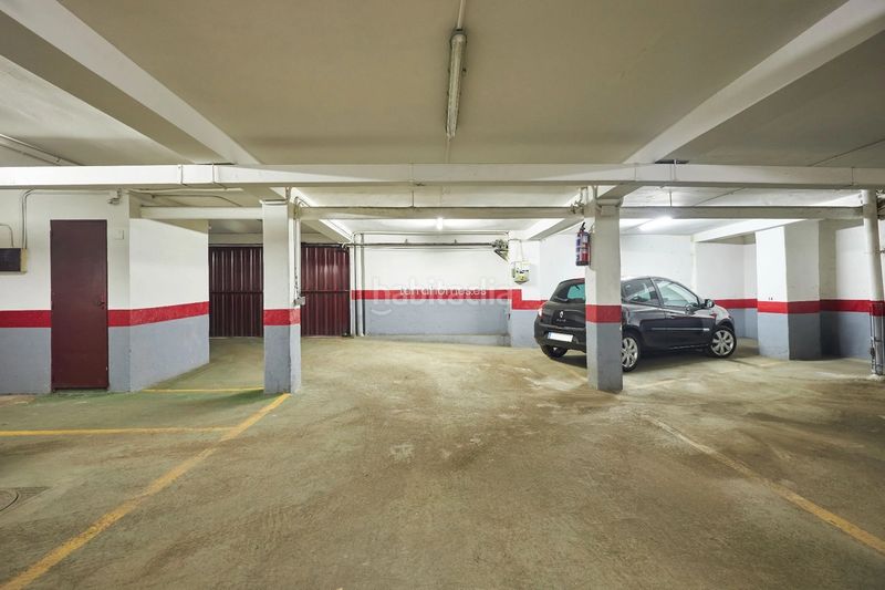 Foto c634abb1-fae5-49f5-b3fc-a709c241bf42. Apartament amb aparcament a El Viso Madrid