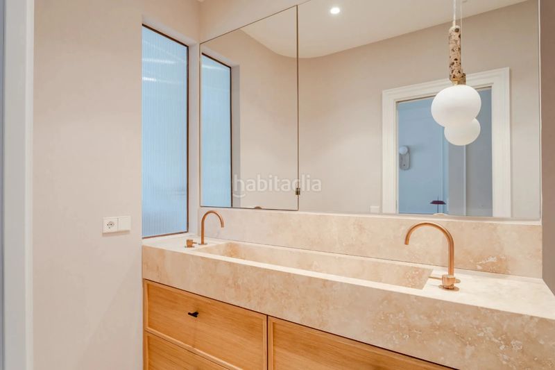 Foto 15ee3602-f8b5-43a1-8939-1b1bb9af4009. Apartament amb calefacció aparcament a Castellana Madrid