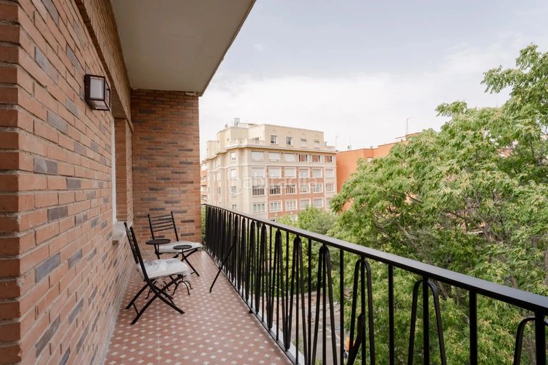 Foto b41b5cea-b293-4372-b1df-99601ecf349d. Apartament amb calefacció aparcament a Castellana Madrid