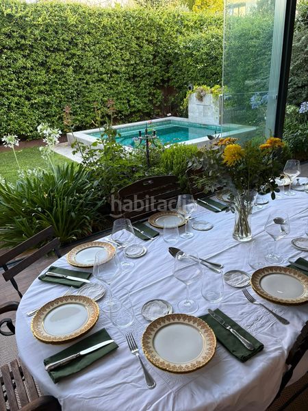 Foto f41a0a1b-5489-4357-b716-c11fe2e61816. Casa amb calefacció aparcament piscina a Valdemarín Madrid