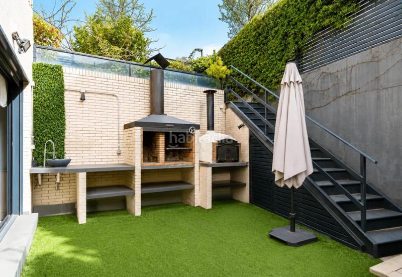 Foto fcbfff62-c030-4240-a83d-8980f03d5607. Casa amb calefacció aparcament piscina a Valdemarín Madrid