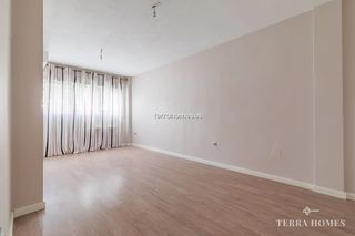 Apartament a C. de Joaquín Dicenta, 20, Tetuán, 28029 Madrid, España