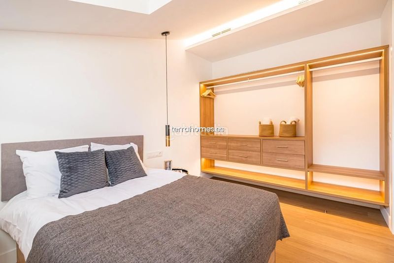 Foto 2b947b3b-f19c-48ed-bc06-2d64b9795ae8. Apartament a Cortes-Huertas Madrid