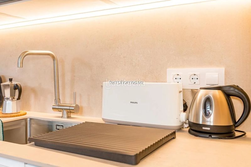 Foto e9806da8-f592-4605-8d59-0d7f6636c044. Apartament a Cortes-Huertas Madrid