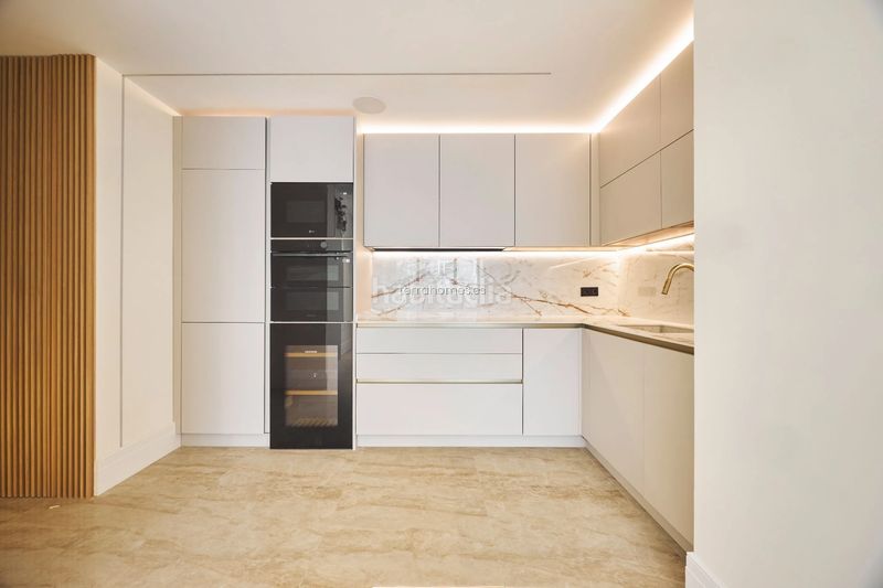 Foto da03def6-b54b-4870-8a85-a9dc9687bbb5. Apartament a Cuatro Caminos - Azca Madrid