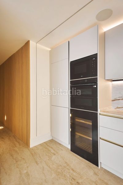 Foto f126bc77-06bf-44ef-957e-d4cb119e395b. Apartament a Cuatro Caminos - Azca Madrid
