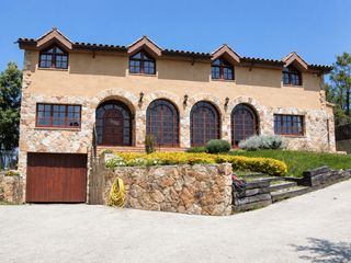 Maison  Carrer de la florida. Espectacular propiedad con gran potencial a 20 minutos de barcel