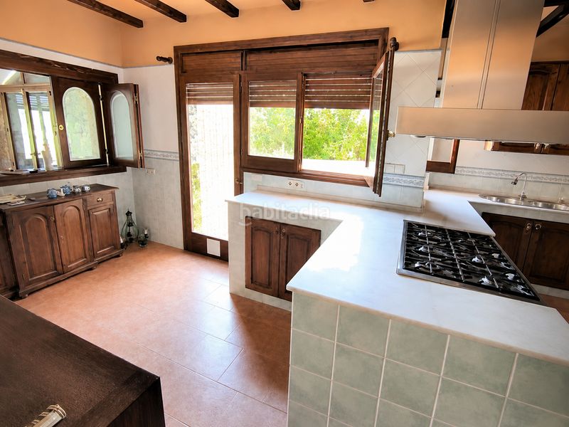 Foto 0d9ac53f-1d85-4131-87f1-b12c4047068e. Casa amb xemeneia calefacció aparcament a Mas Rampinyo - Montcada Nova - Carrerada Montcada i Reixac
