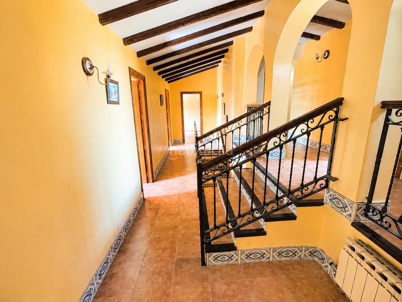 Foto b275c590-1d66-4f9e-8354-b634eaef3c29. Casa amb xemeneia calefacció aparcament a Mas Rampinyo - Montcada Nova - Carrerada Montcada i Reixac