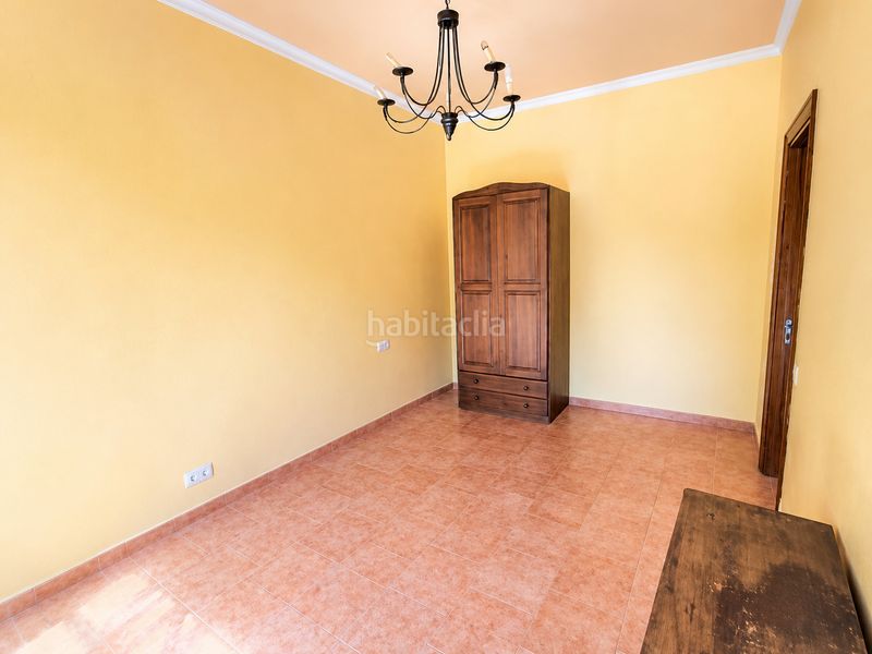 Foto d97adb6c-63cd-4bcf-bf3b-2c6ef63711fc. Casa amb xemeneia calefacció aparcament a Mas Rampinyo - Montcada Nova - Carrerada Montcada i Reixac
