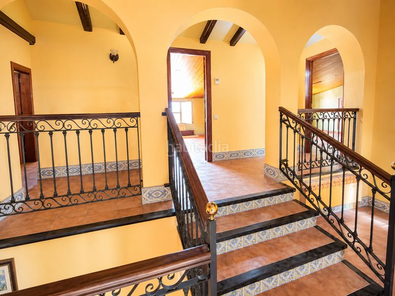 Foto f80626de-1502-4d4e-89b3-5e25a077220a. Casa amb xemeneia calefacció aparcament a Mas Rampinyo - Montcada Nova - Carrerada Montcada i Reixac
