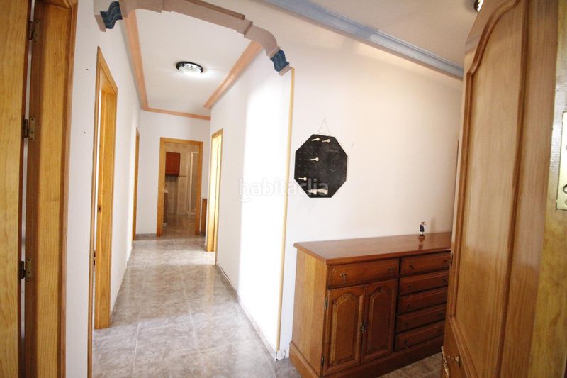 Foto 1b7fa663-27ff-4f30-bcd8-b3e37ce9323d. Casa amb calefacció aparcament a Baza