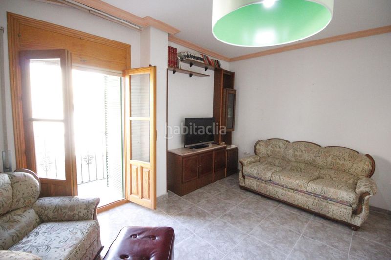 Foto 2f58b52c-c7f9-4612-9e48-7a133d52df0a. Casa amb calefacció aparcament a Baza