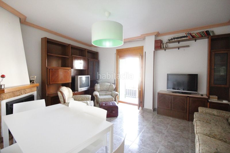 Foto a0ec4bf9-2abd-4760-b0b4-61a9e688c191. Casa amb calefacció aparcament a Baza