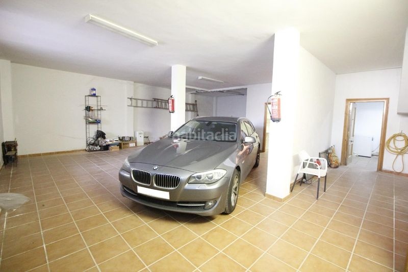 Foto add1a476-528a-4e0c-b70f-5a9238f31f76. Casa amb calefacció aparcament a Baza