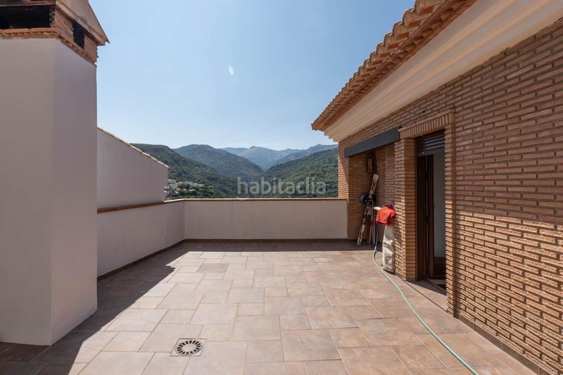 Foto b8aa770e-045b-4a63-9799-35c4f0e5966e. Edificio in Güéjar Sierra