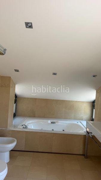 Foto 1a4071dd-6d0f-433f-ae9d-61eca7880976. Chalet dans Cájar