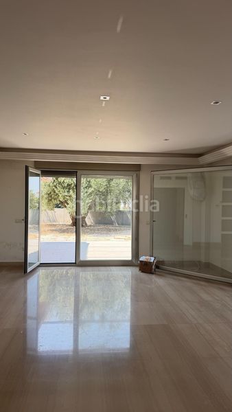 Foto 56612462-8496-4e2b-a529-9a85f2fb7a02. Chalet dans Cájar
