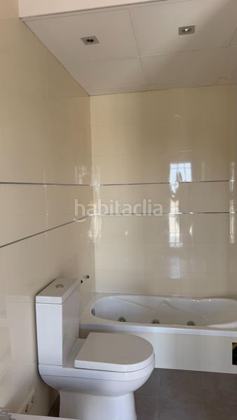 Foto 5db83c8d-5636-43d5-9e3b-db331eb66a1a. Chalet dans Cájar