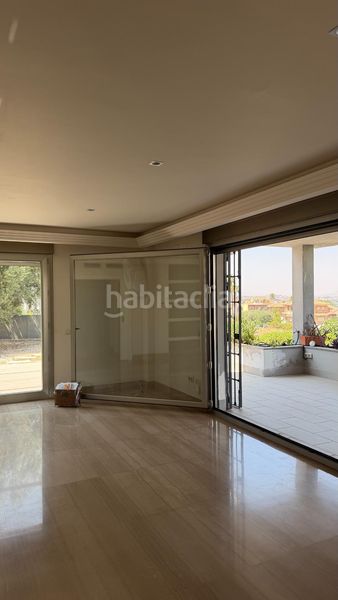 Foto bfb88d44-a4ef-45cf-a821-2b567b86e239. Chalet dans Cájar