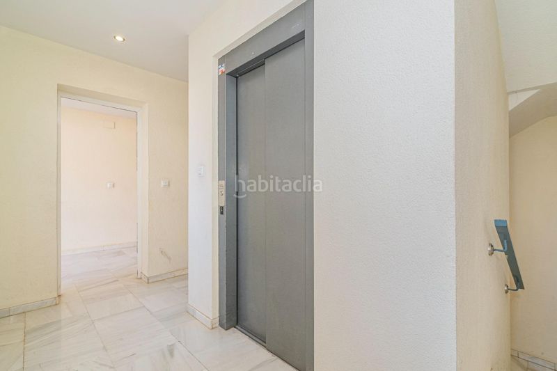 Foto 1ac402df-f986-4050-90a8-b71e525c29ce. Pis amb aparcament a Albolote