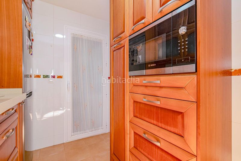 Foto 942973b7-e3d8-4c0c-998e-0eb441643ce2. Pis amb aparcament a Albolote