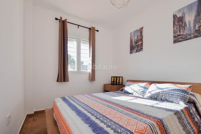 Foto 6a80ee65-f288-43ad-8a94-63c5229dcb92. Casa con parcheggio in Atarfe