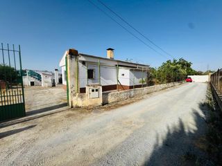 Rural plot  Calle camino del jueves. Una oportunidad única a las puertas de granada!