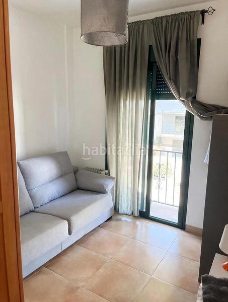 Foto b90a520c-0cb6-4318-8a2d-f3781a9c3a0a. Casa adossada a rosa chacel 14 a Urbanizaciones Alhendín