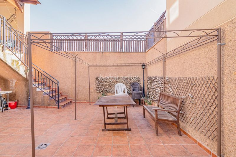 Foto 4aedd529-d43c-42e3-94b2-6d592724fa62. Xalet amb calefacció aparcament piscina a Cijuela