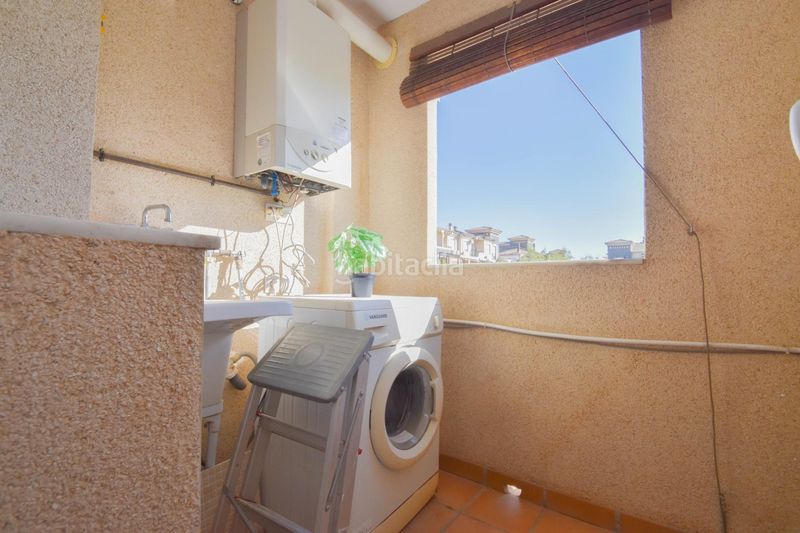 Foto b2a49135-20e6-4161-8145-445a096bf6bd. Pis amb calefacció aparcament a Atarfe