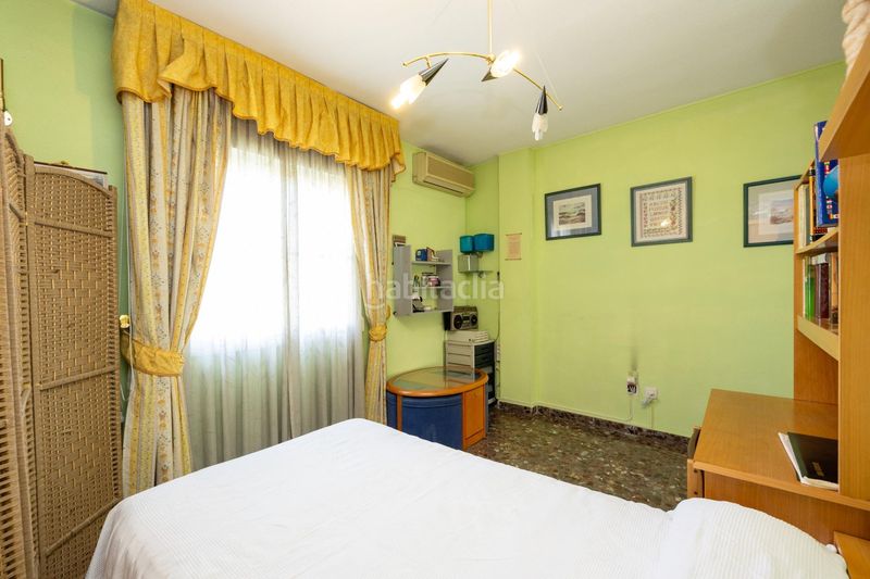 Foto dfa4d44f-98de-4736-af75-64e7752ee0e0. Casa adossada amb aparcament a Maracena