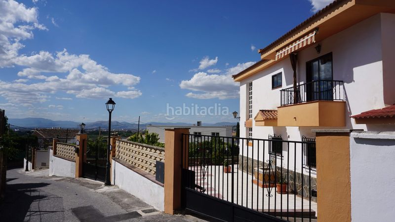 Foto b0d90d29-0997-467a-a934-62a118de32f6. Casa a calle calle hortensia 24 a Cájar