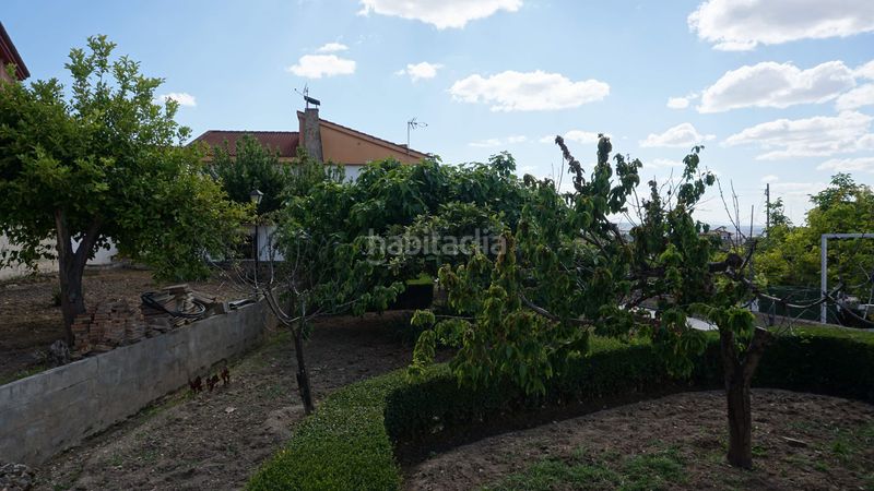 Foto d58960e7-08b6-4fb7-9ba6-5693ff703292. Casa a calle calle hortensia 24 a Cájar