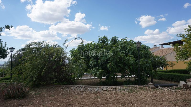 Foto d8b93e52-3e8a-4127-b49b-c4bf3331f5f2. Casa a calle calle hortensia 24 a Cájar