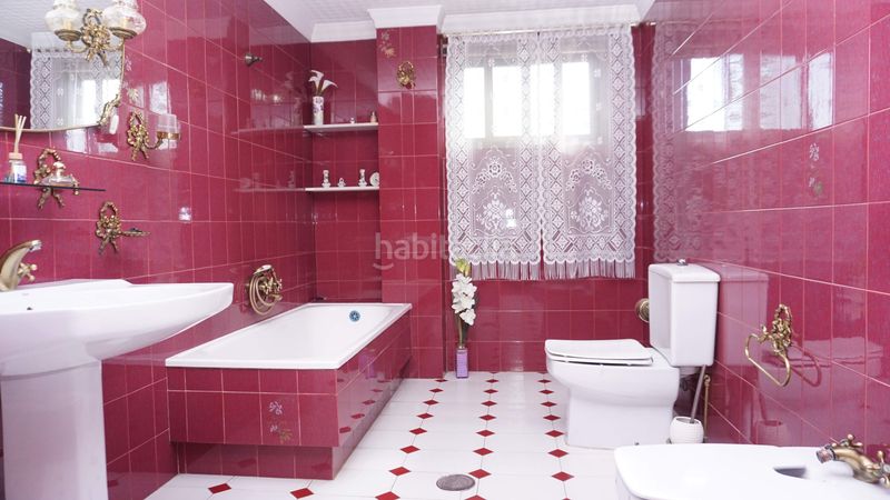 Foto ef40a5f8-0f78-4979-b4a3-8619d06222ba. Casa a calle calle hortensia 24 a Cájar