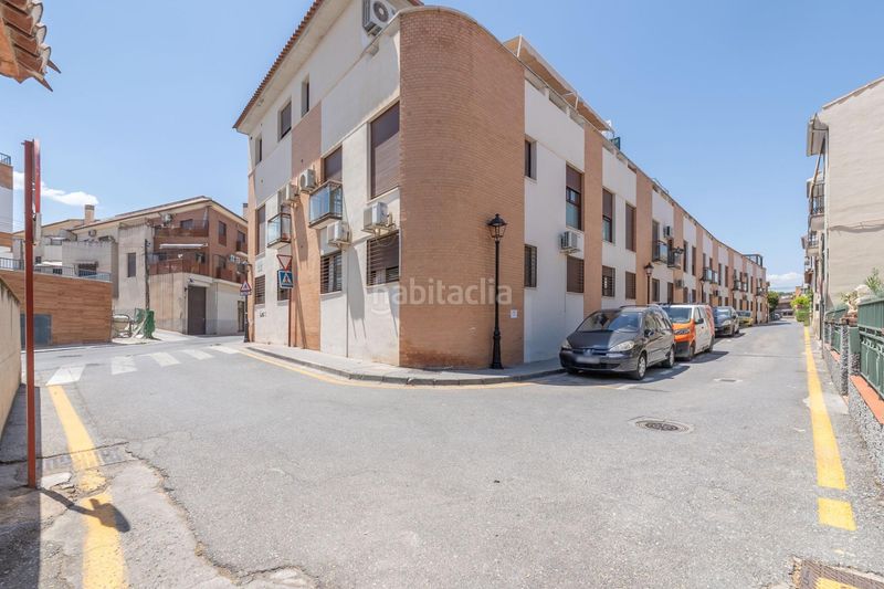 Foto cf9f8fd3-9e09-4a68-9295-5d2854a19d70. Pis amb aparcament a Ogíjares
