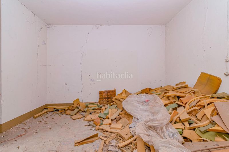 Foto 7d0cdd91-bdb7-4286-b5e2-45fd6373bb66. Casa amb aparcament a Baza