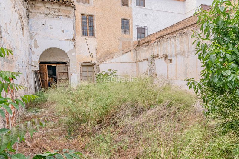 Foto bc48d684-2384-453c-ba7d-f2b36a27b233. Casa amb aparcament a Baza